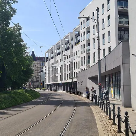 شقة Mostowa 23 Hugo Apartment, Self Check-in 24h, Free Parking, Air-conditioning *