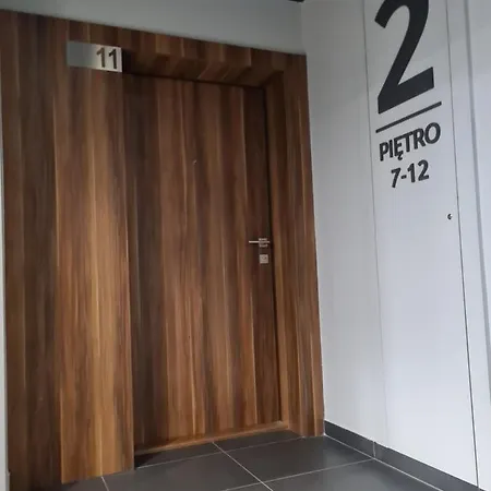 Mostowa 23 Hugo Apartment, Self Check-in 24h, Free Parking, Air-conditioning شقة