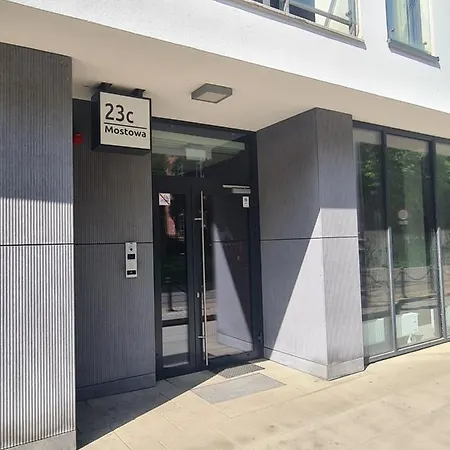 Mostowa 23 Hugo Apartment, Self Check-in 24h, Free Parking, Air-conditioning Daire Poznan