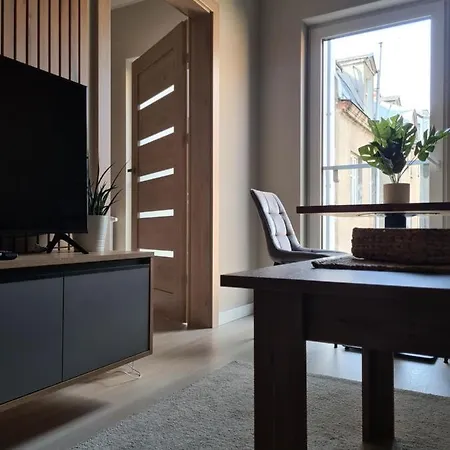 Mostowa 23 Hugo Apartment, Self Check-in 24h, Free Parking, Air-conditioning شقة *