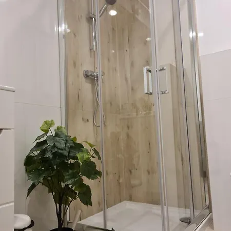 Mostowa 23 Hugo Apartment, Self Check-in 24h, Free Parking, Air-conditioning * بوزنان