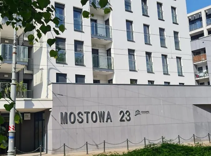Mostowa 23 Hugo Apartment, Self Check-in 24h, Free Parking, Air-conditioning * Poznan