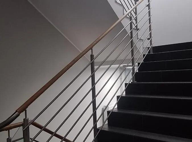 아파트 Mostowa 23 Hugo Apartment, Self Check-in 24h, Free Parking, Air-conditioning 포즈난